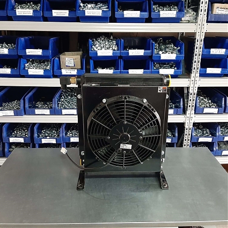 Маслоохладитель воздушный МО2, 24V, 120 л/мин, реле 55С